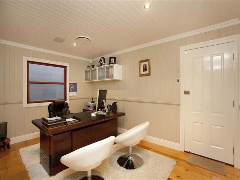 55 Hawthorn Terrace, Red Hill QLD 4059