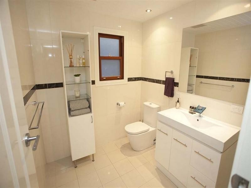 55 Hawthorn Terrace, Red Hill QLD 4059