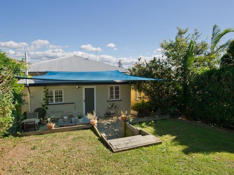 71 Brook Street, Windsor QLD 4030