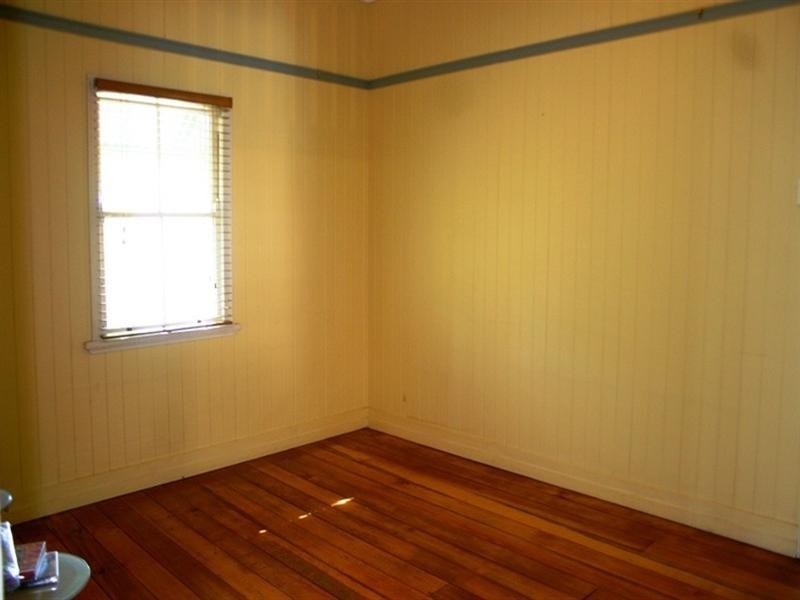 10 Gordon Street, Gordon Park QLD 4031