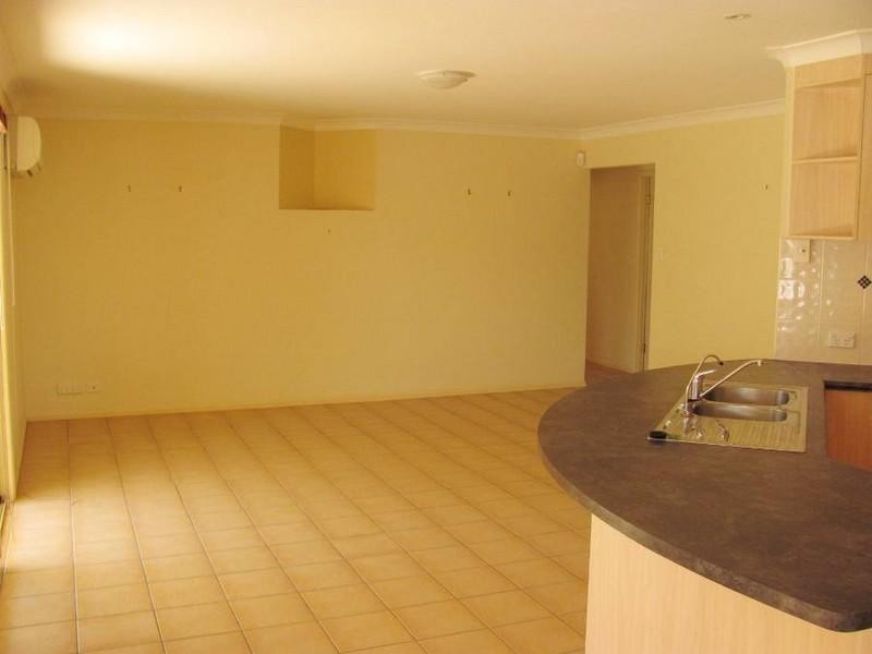 15 De Niro Place, Keperra QLD 4054