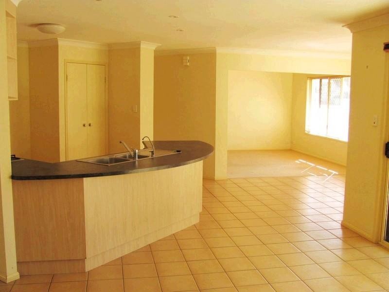 15 De Niro Place, Keperra QLD 4054