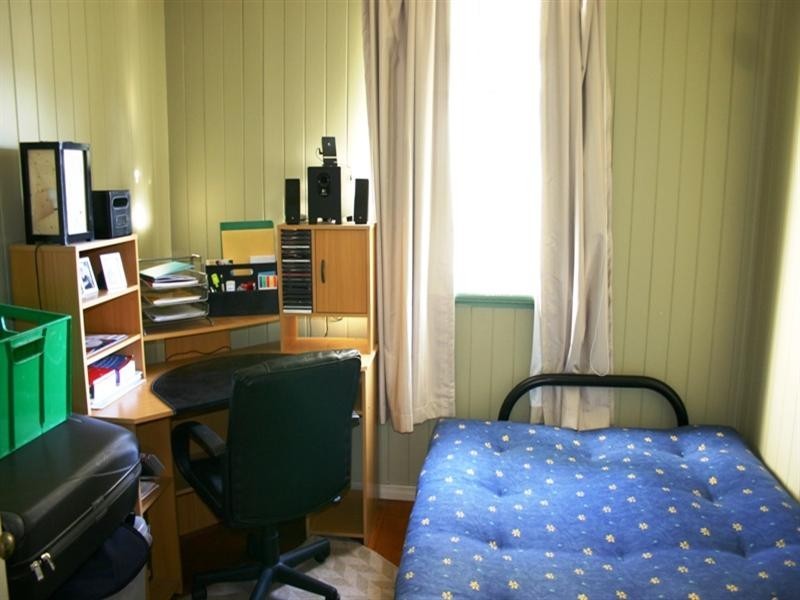 21 Ward Street, Newmarket QLD 4051