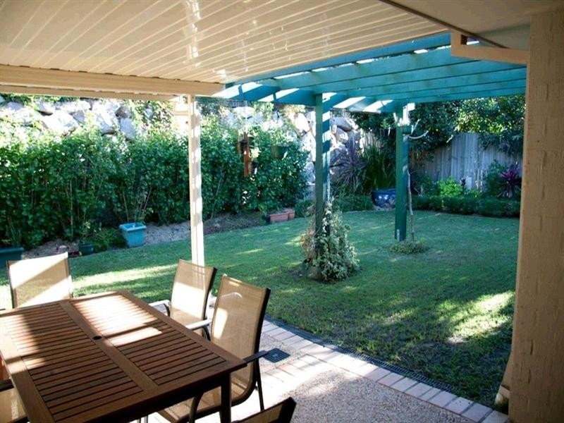 99 Selkirk Crescent, Upper Kedron QLD 4055