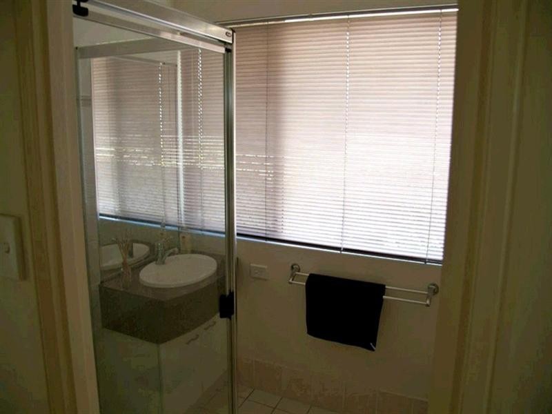 99 Selkirk Crescent, Upper Kedron QLD 4055