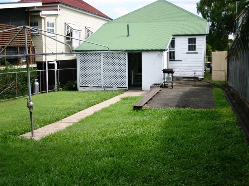 50 Grantson Street, Windsor QLD 4030