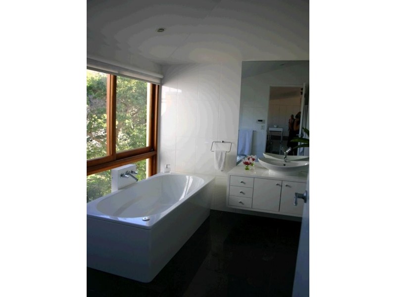 30 Hockings Street, Clayfield QLD 4011