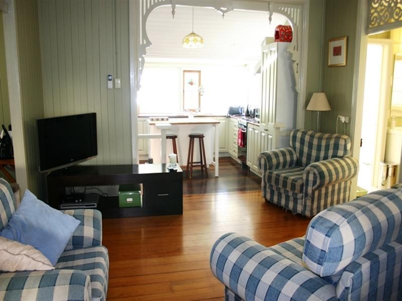 21 Ward Street, Newmarket QLD 4051