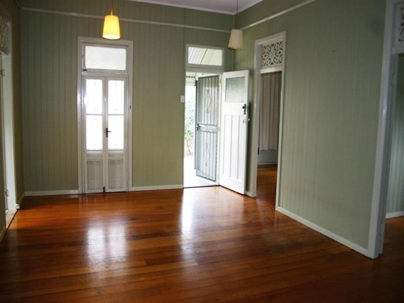 21 Ward Street, Newmarket QLD 4051