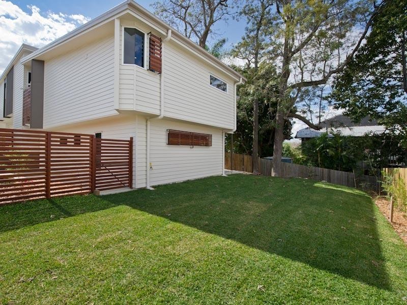 12 Thurlow Street, Newmarket QLD 4051