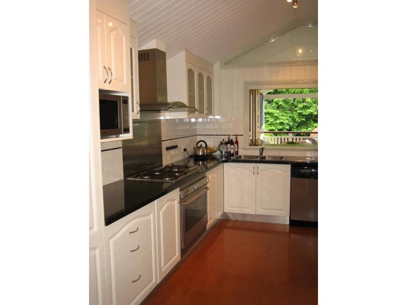 20 Cumberland Street, Windsor QLD 4030