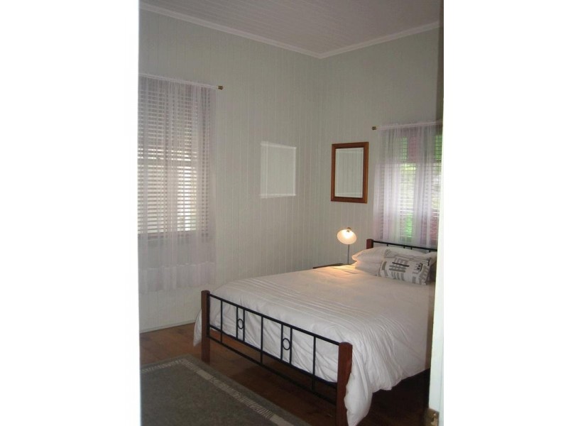 20 Cumberland Street, Windsor QLD 4030
