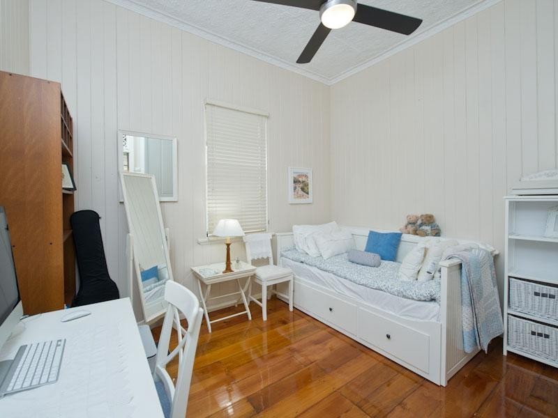 71 Brook Street, Windsor QLD 4030