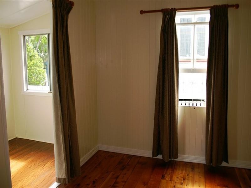 50 Grantson Street, Windsor QLD 4030