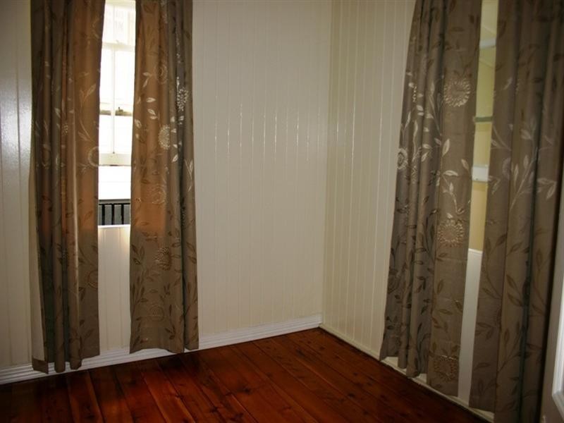 50 Grantson Street, Windsor QLD 4030