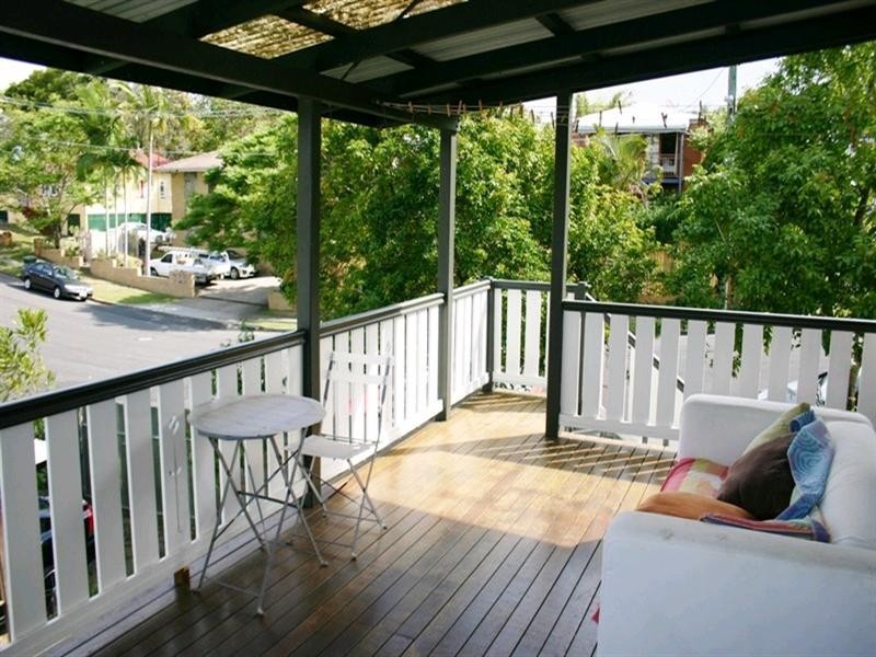 34 Erneton Street, Newmarket QLD 4051