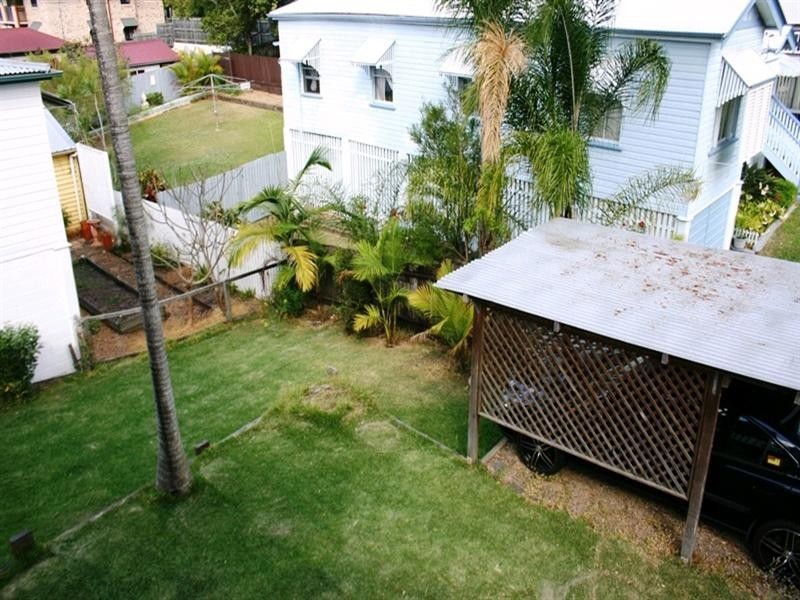 34 Erneton Street, Newmarket QLD 4051