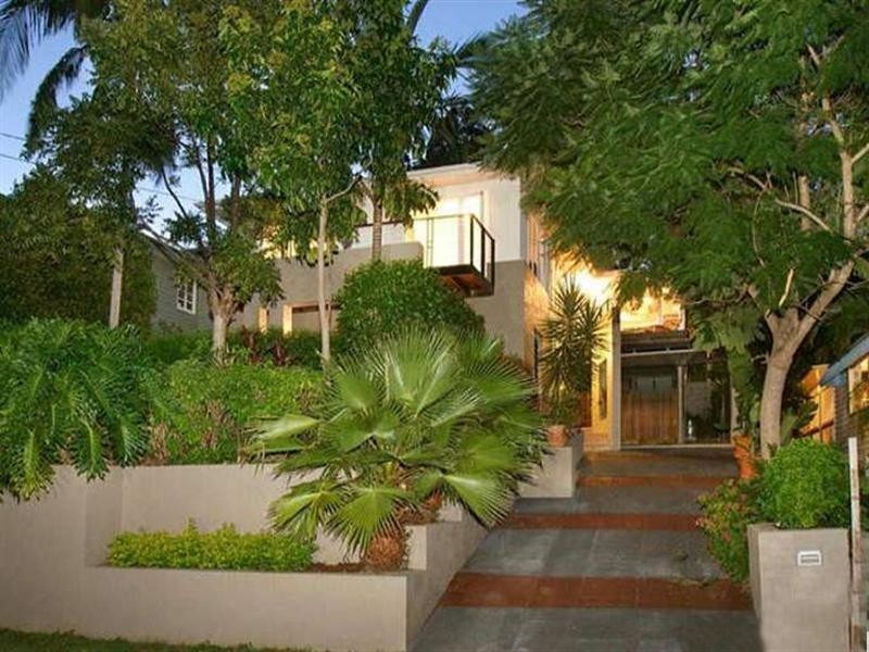 76 Gracemere Street, Newmarket QLD 4051