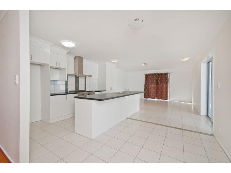 8 Mingela Street, Keperra QLD 4054