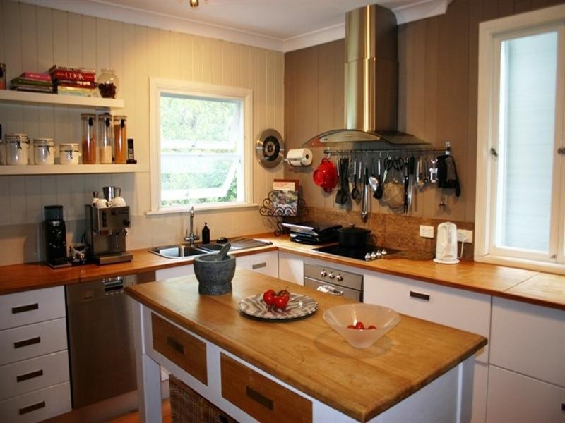 31 Grafton Street, Windsor QLD 4030