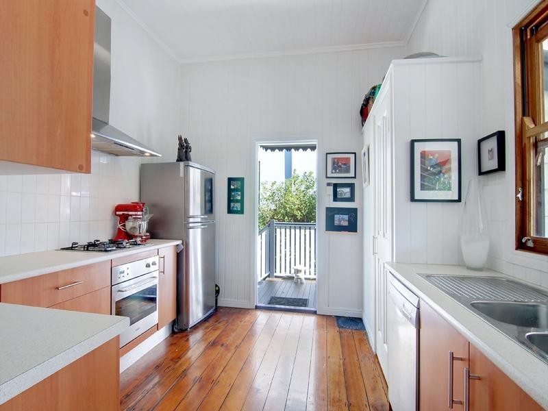 83 Alderley Avenue, Alderley QLD 4051