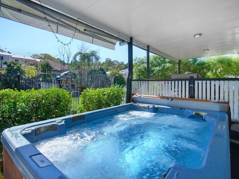 83 Alderley Avenue, Alderley QLD 4051