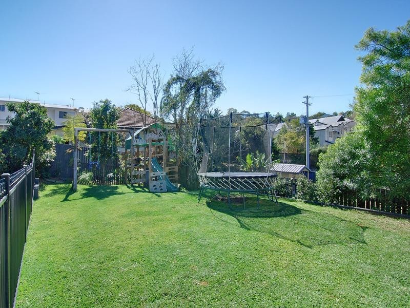 83 Alderley Avenue, Alderley QLD 4051