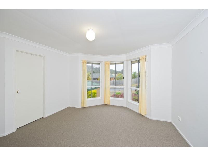 7 Trevallyn Place, Upper Kedron QLD 4055