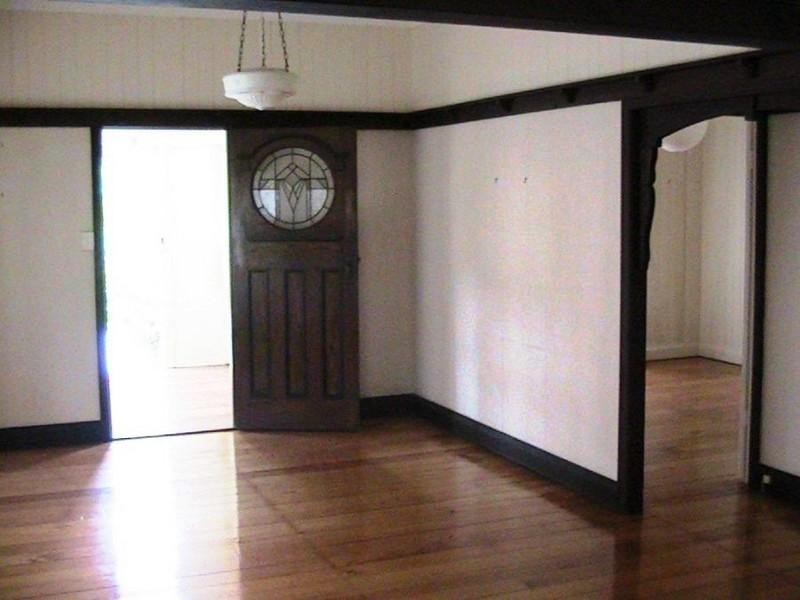 12 Inglis Street, Grange QLD 4051