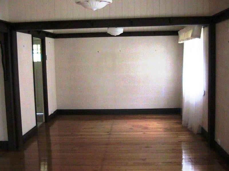 12 Inglis Street, Grange QLD 4051