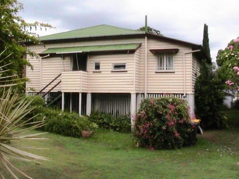 12 Inglis Street, Grange QLD 4051