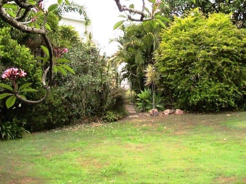 12 Inglis Street, Grange QLD 4051