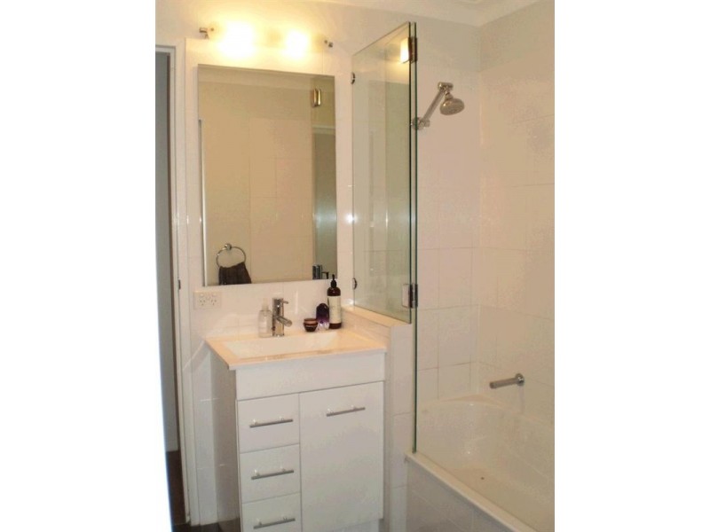2/48 Swan Street, Gordon Park QLD 4031