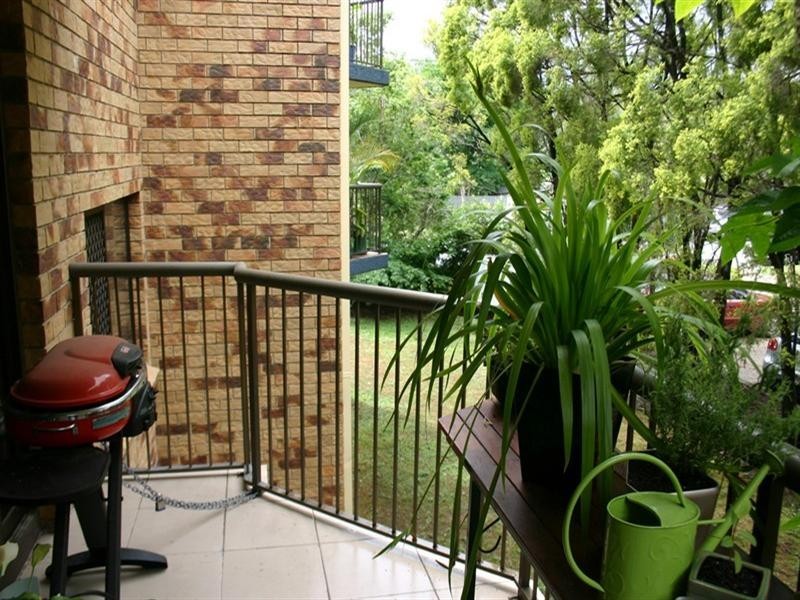 16 Ada Street, Wilston QLD 4051