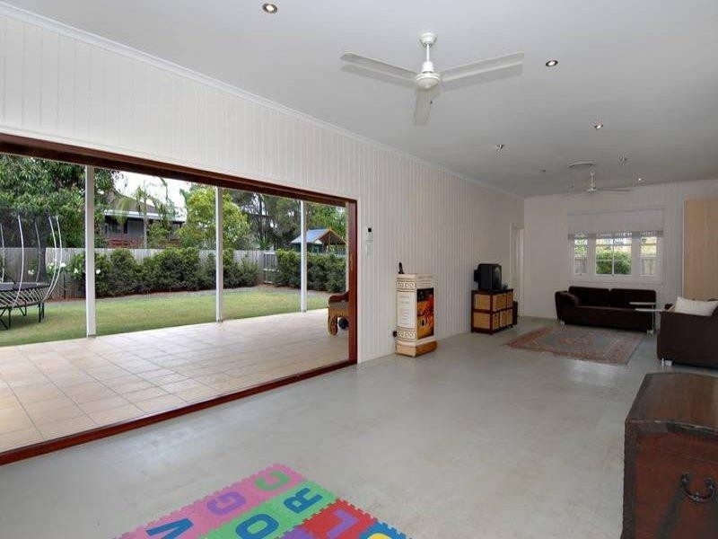 18 Market Street, Newmarket QLD 4051