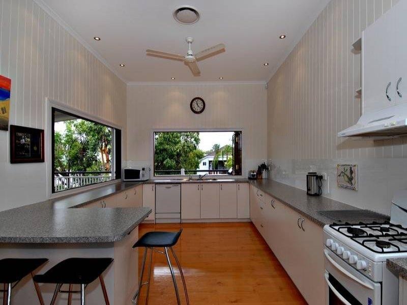 18 Market Street, Newmarket QLD 4051