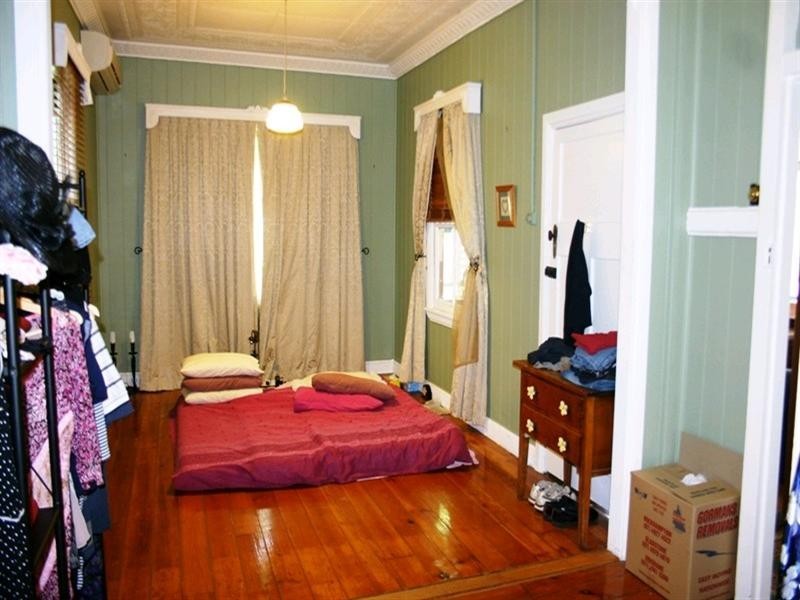 5 Storkey Street, Windsor QLD 4030
