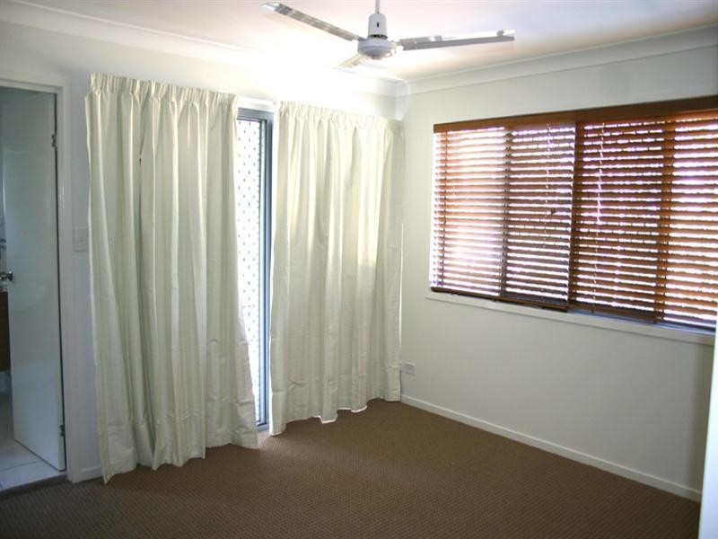 8/9 Lackeen Street, Everton Park QLD 4053