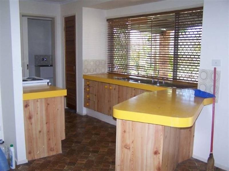 1023 Creek Road, Carindale QLD 4152