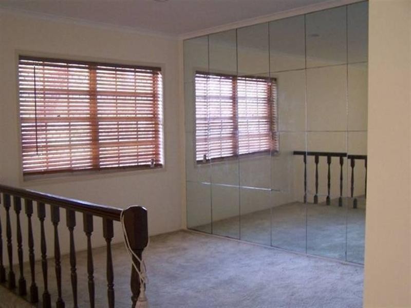 1023 Creek Road, Carindale QLD 4152