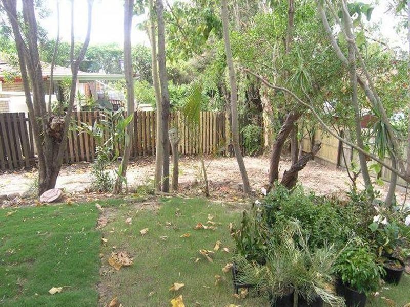 1023 Creek Road, Carindale QLD 4152