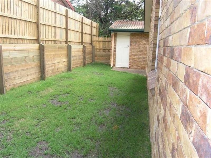 1023 Creek Road, Carindale QLD 4152