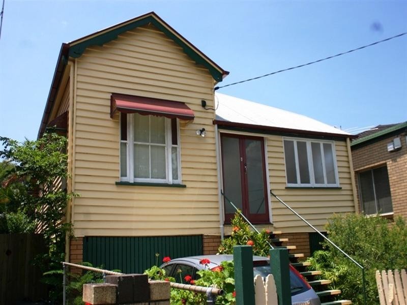 44 Grantson Street, Windsor QLD 4030