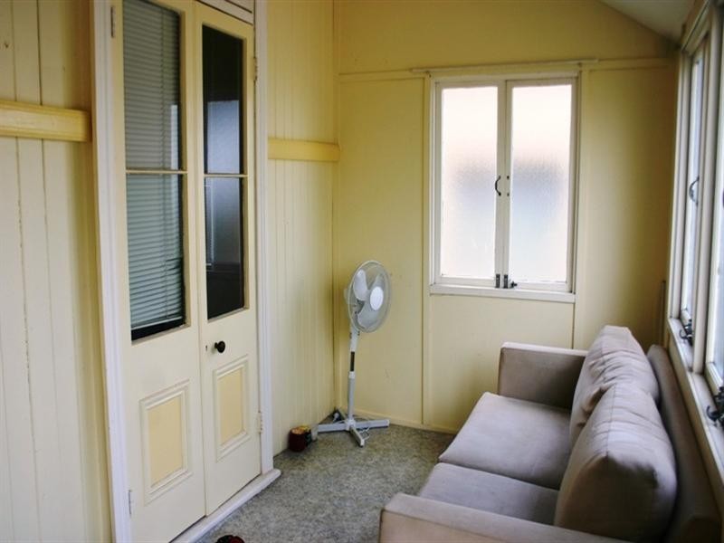 44 Grantson Street, Windsor QLD 4030