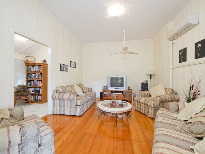 34 Oakwal Terrace, Windsor QLD 4030