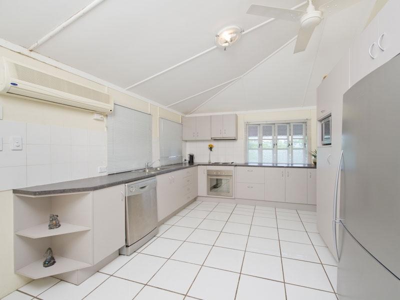 34 Oakwal Terrace, Windsor QLD 4030
