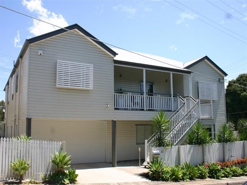 32 South Street, Newmarket QLD 4051