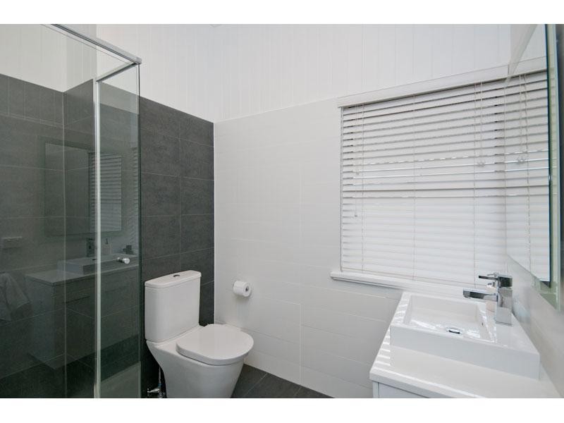 9 Terrace Street, Newmarket QLD 4051