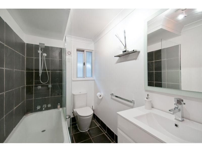 9 Terrace Street, Newmarket QLD 4051