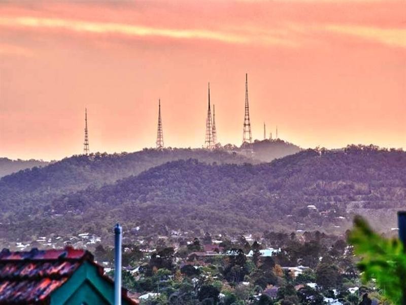 37 Lansdowne Street, Newmarket QLD 4051